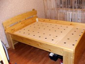 Укладка реек на кровать